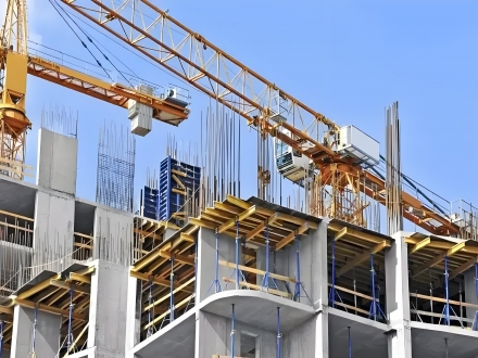 建筑与建材行业